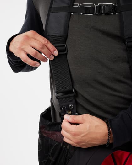 102_e09b181e24-900222-003-macer-v2-monosuit-racing-red-117-full