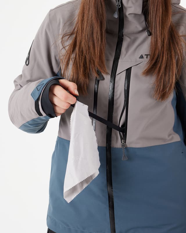 438_d48d9f071b-21-501024-006-cappa-insulated-jacket-orion-gray-wmn-017-full