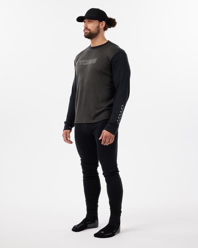55_1152ff0d86-410123-001-ferox-merino-shirt-jet-black-men-26-full