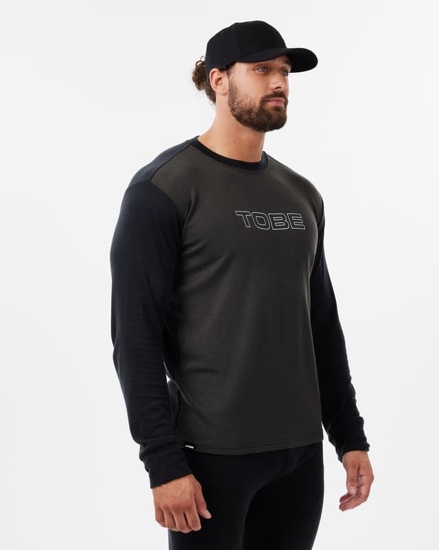 55_adbb74e6ed-410123-001-ferox-merino-shirt-jet-black-men-05-full