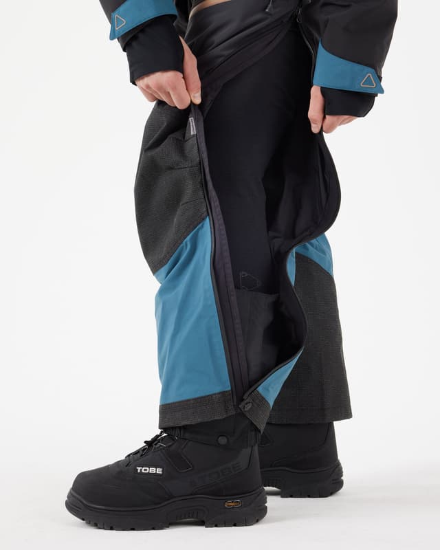 585_bddb3c1447-24-900423-022-novo-v4-monosuit-mallard-blue-men-48-full