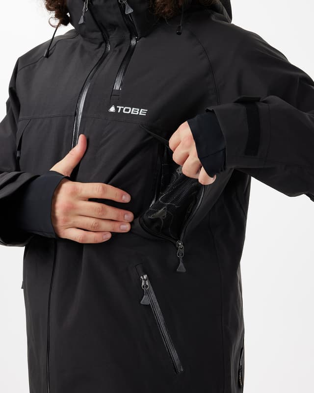 606_b877de479a-500122-001-vivid-jacket-jet-black-men-32-2-full