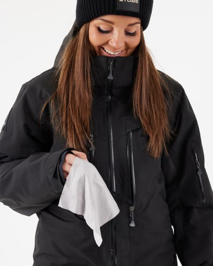 615_1e65d0994b-21-900624-001-celsus-insulated-monosuit-jet-black-wmn-025-full