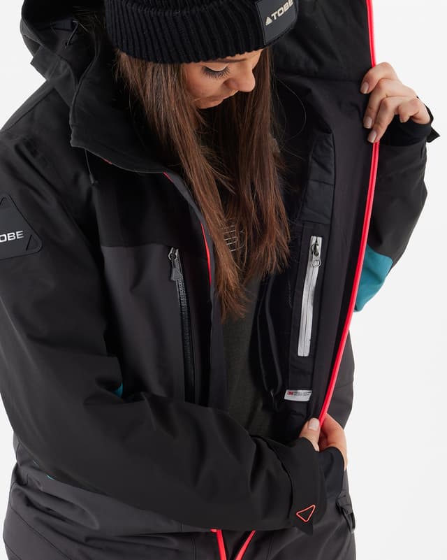 615_6b873af3ee-12-900624-004-celsus-insulated-monosuit-dragonfly-wmn-064-full