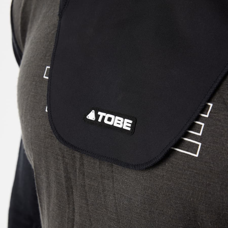 84_f34fd3855a-250621-001-111-balaclava-heavy-jet-black-men-21-square